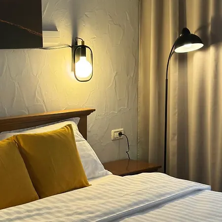 Hotel Lucy Star